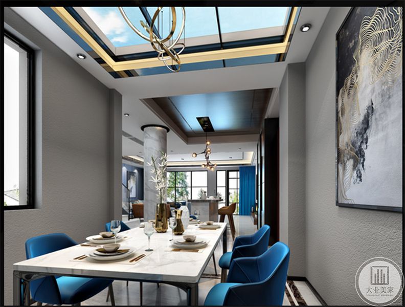 餐厅、4人长桌，玻璃顶面增加室内光线，灰色墙纸铺贴搭配蓝色椅，现代简约风格装修效果图 