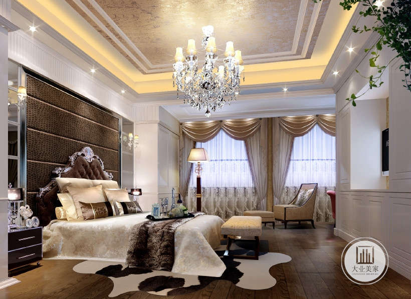 主卧色调搭配以咖啡色的布艺墙饰，白色的家具暖黄色的灯光都是欧式风格常用的配色可以非常完美的体现欧式风格的华丽色彩让空间感也更强