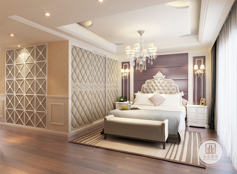 二层卧室使用潜颜色与线条的搭配，加上白色的吊灯让卧室看起来充满温馨